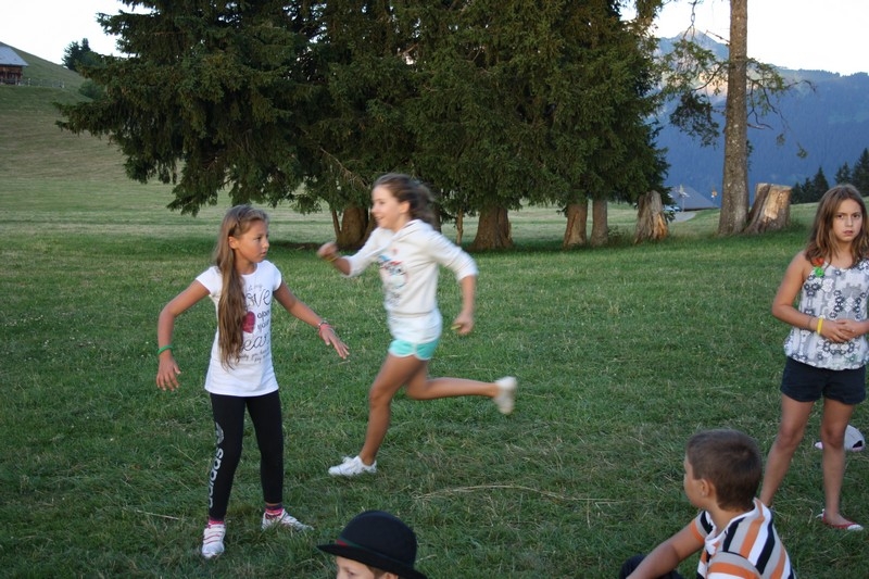 Village Camps International Summer Camp Leysin, Switzerland 2026-08-15 https://www.villagecamps.com/journals_admin/images/703-14-campfire (57).jpg
